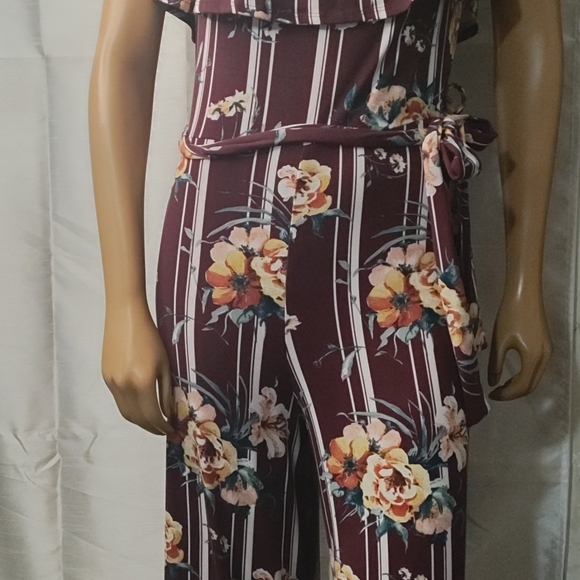 Minette Floral Striped Jumpsuit Size XL - Picture 1 of 8